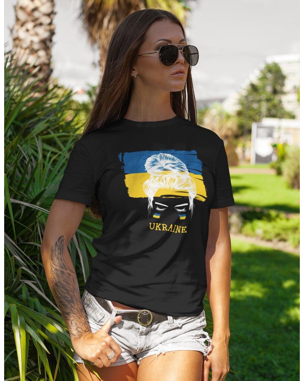 Жіноча футболка з українською символікою Mishe 21100024