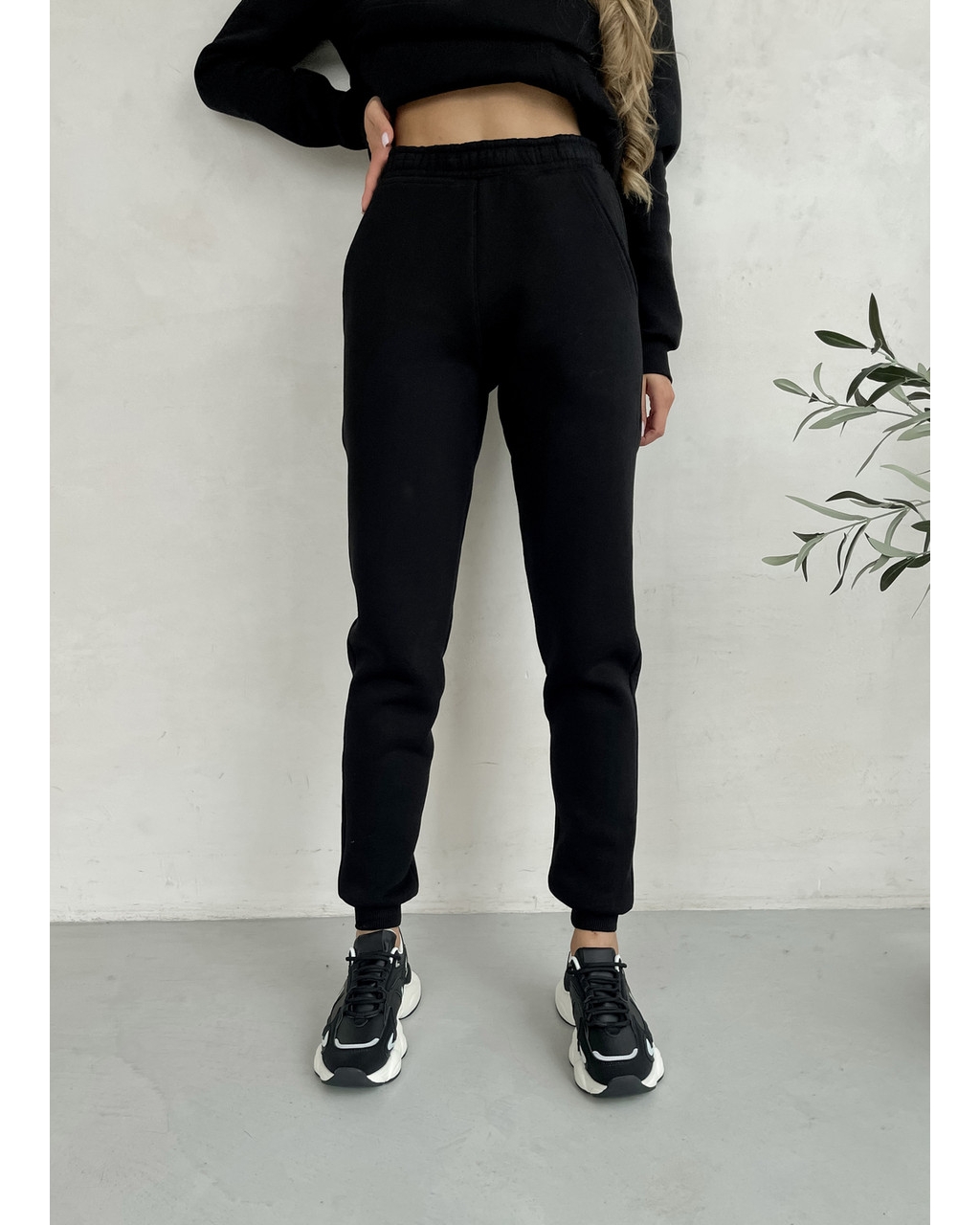 Теплий зимовий спортивний костюм жіночий чорний Merlini Бордо 100001021