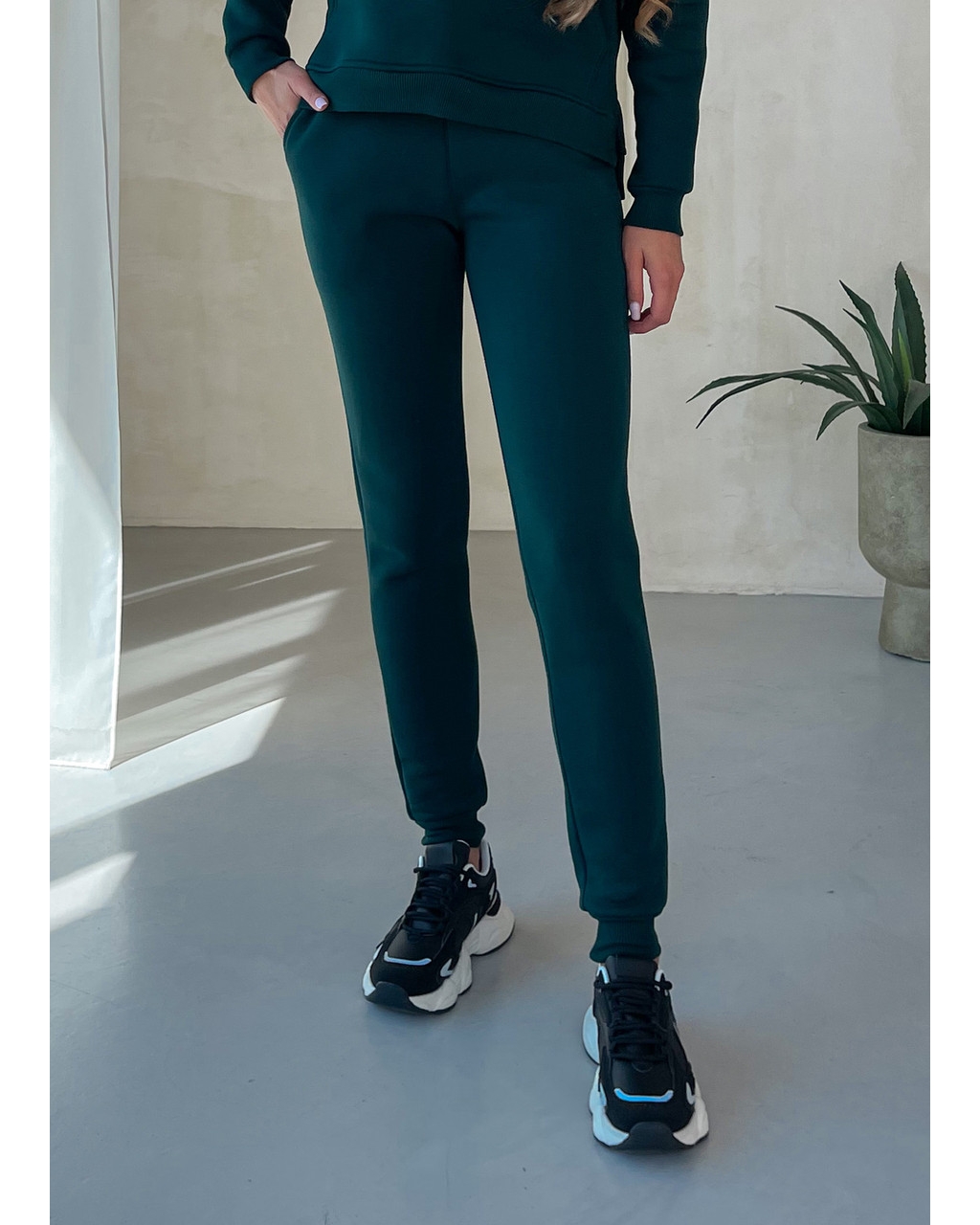 Теплый спортивный костюм с укороченным худи зелёный Merlini Нант 100001042