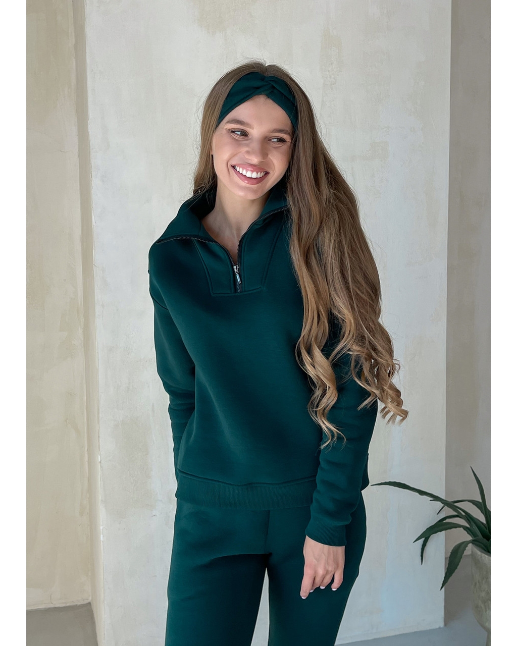 Теплый женский костюм с кофтой на молнии зелёный Merlini Анже 100001082