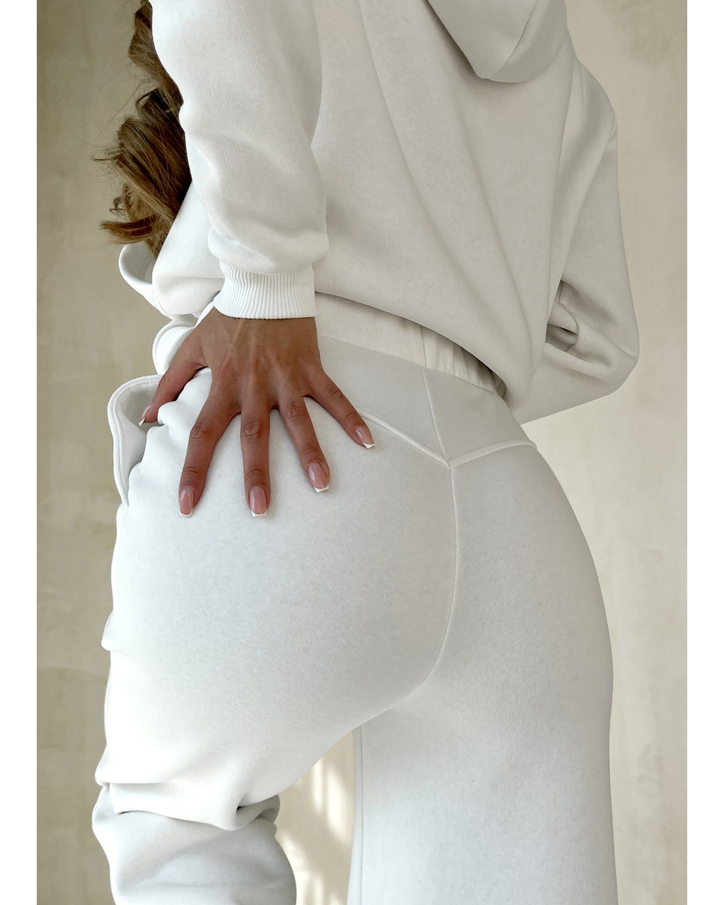 Теплый костюм с широкими штанами и худи белый Merlini Тулон 100001067