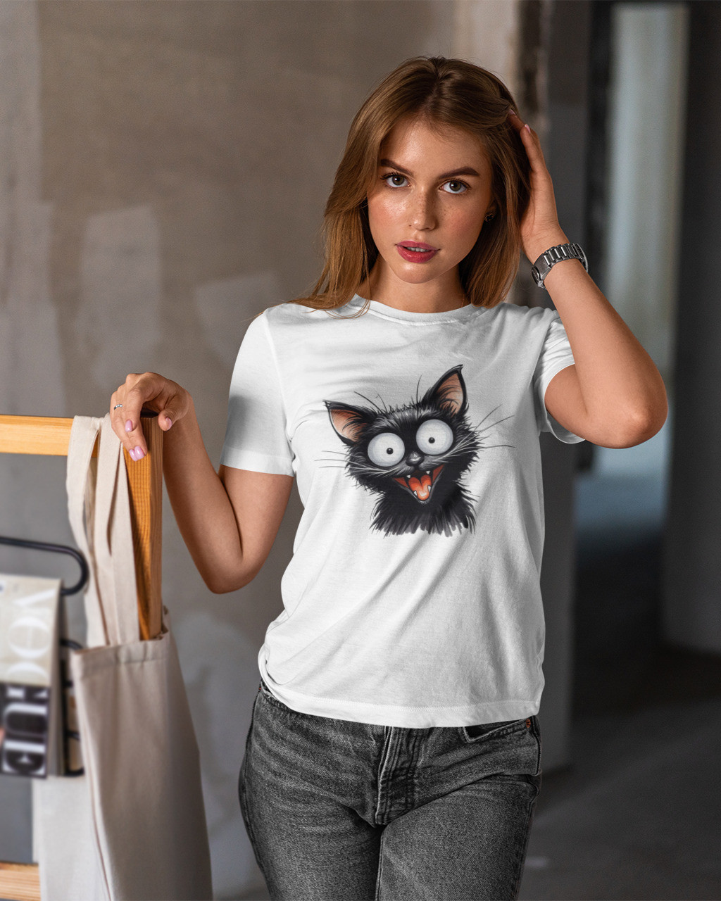 Женская футболка с котом  mishe 2000401 белая