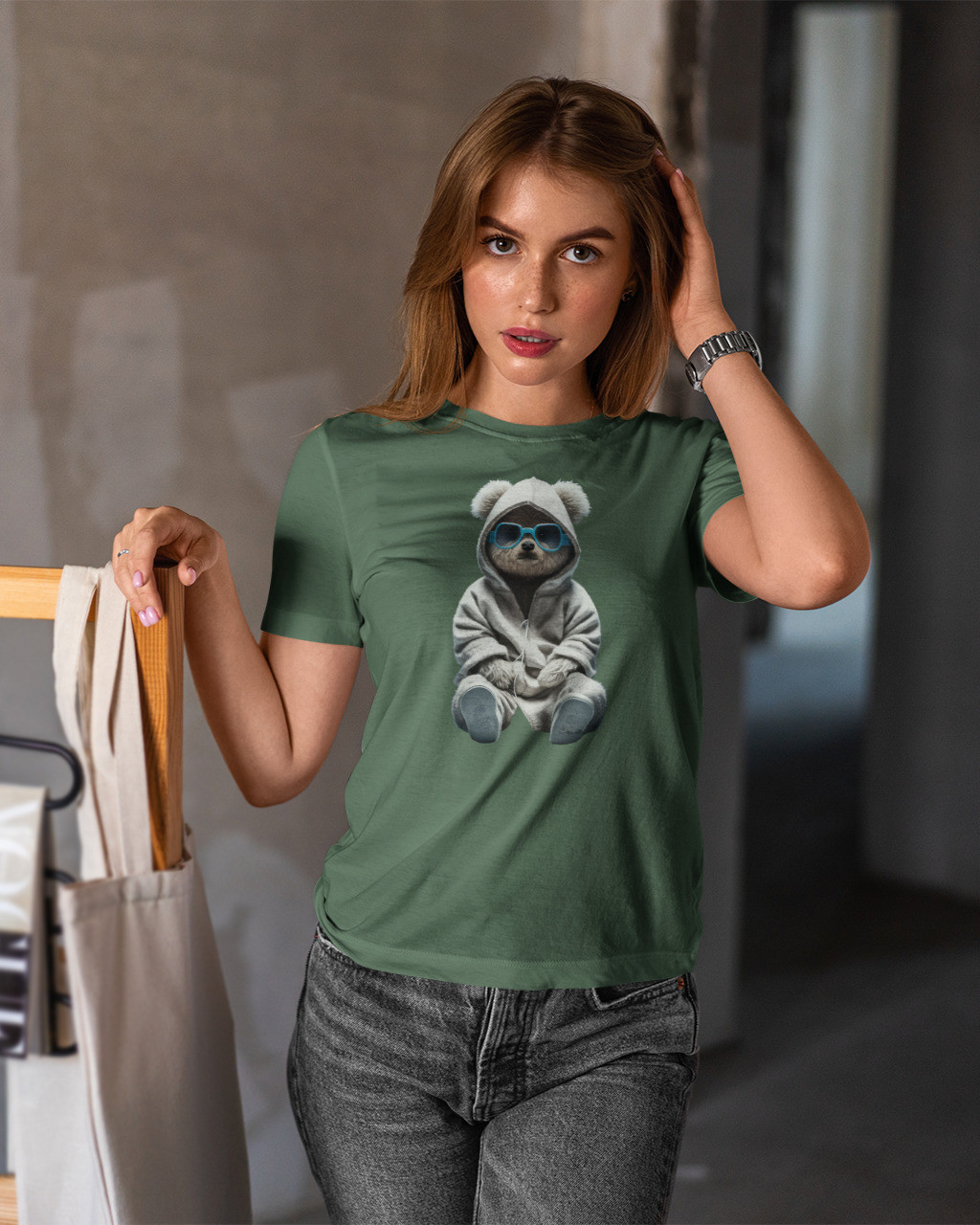 Жіноча стильна футболка ведмедики Taddy Mishe 200040040 хакі