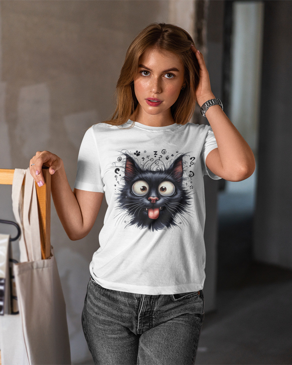 Жіноча футболка з котом mishe 2000405 біла