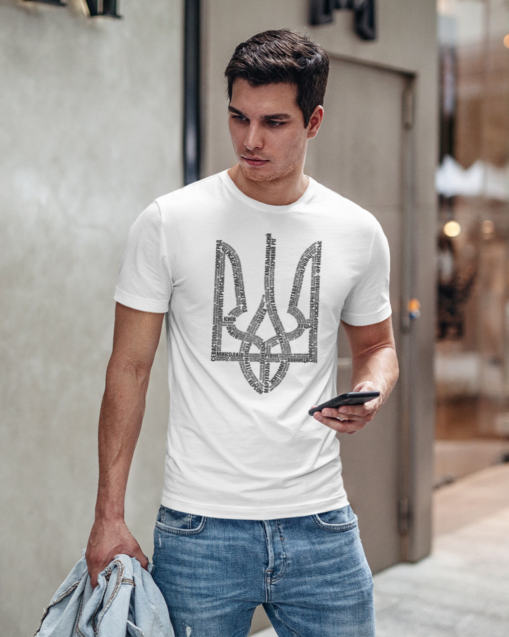 Мужская футболка с гербом белая Mishe 1110027