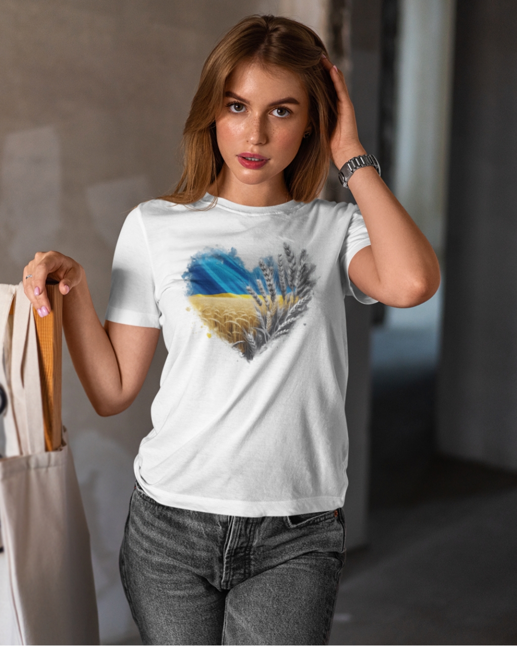 Футболка женская патриотическая с сердцем mishe 211000012 белая