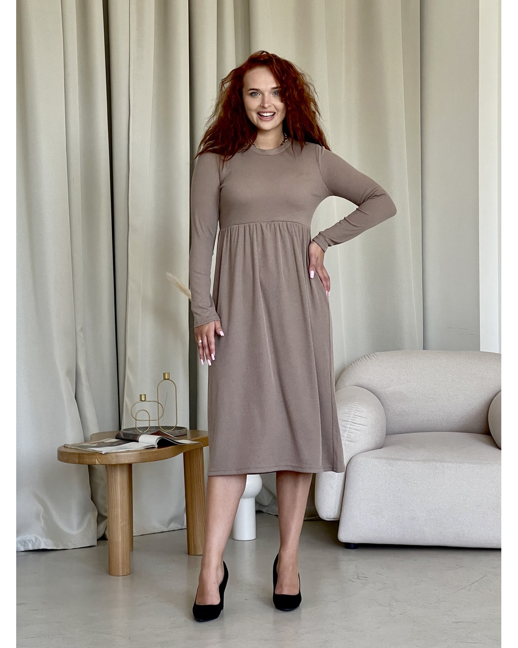 Довга не обтягуюча сукня бежева Merlini Донато 700001384