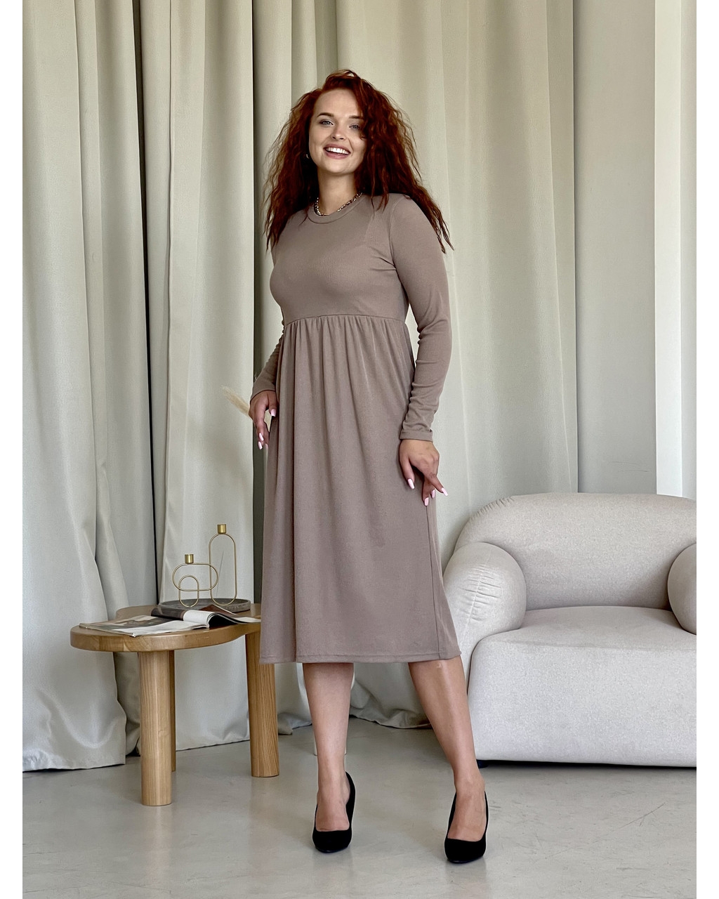 Довга не обтягуюча сукня бежева Merlini Донато 700001384