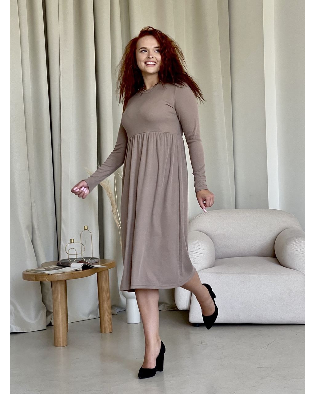 Довга не обтягуюча сукня бежева Merlini Донато 700001384