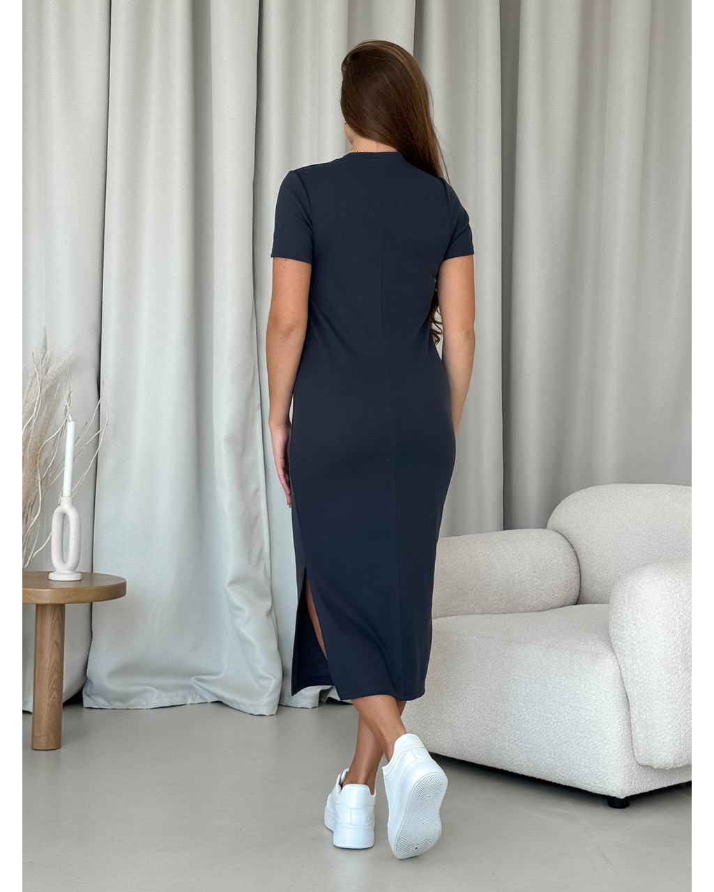 Довга сукня-футболка в рубчик сіра Merlini Кассо 700000130