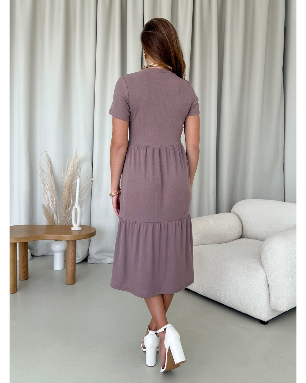 Платье со свободными бедрами в рубчик бежевое Merlini Реджо 700001582