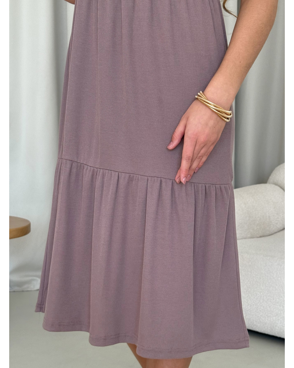 Платье со свободными бедрами в рубчик бежевое Merlini Реджо 700001582