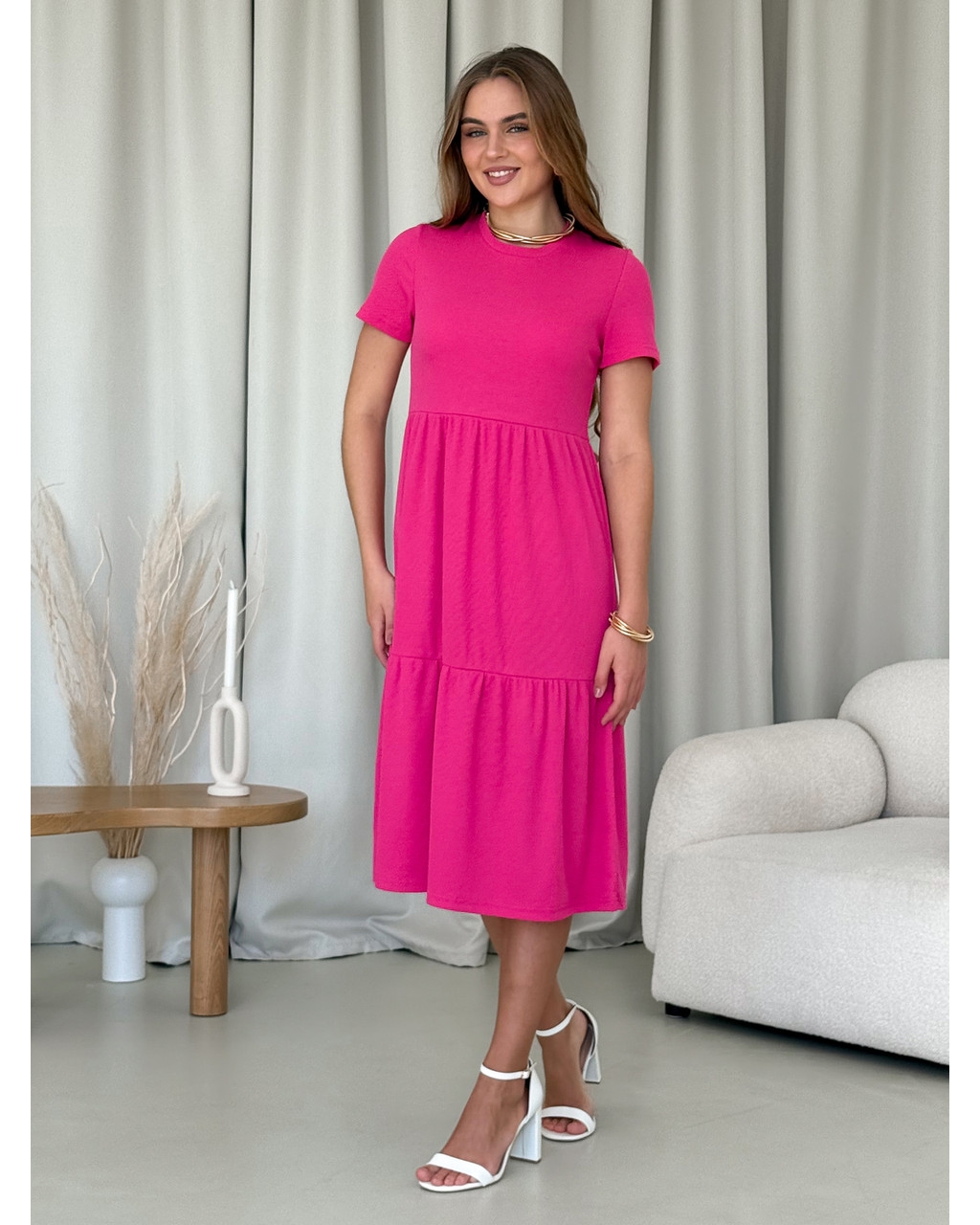 Сукня з вільними стегнами в рубчик рожева Redjo 700001586