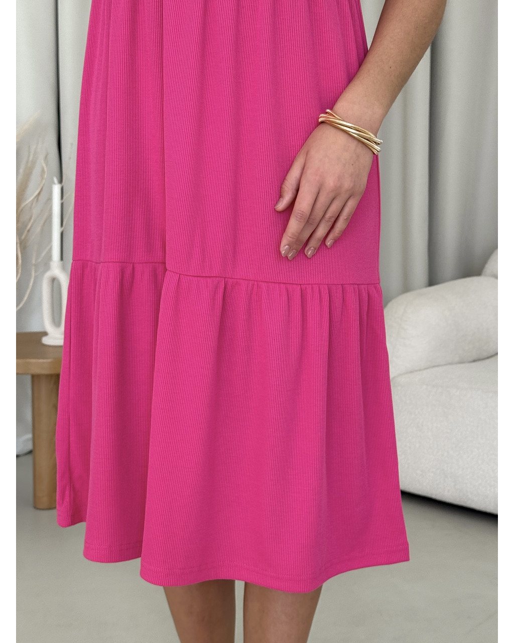 Сукня з вільними стегнами в рубчик рожева Redjo 700001586