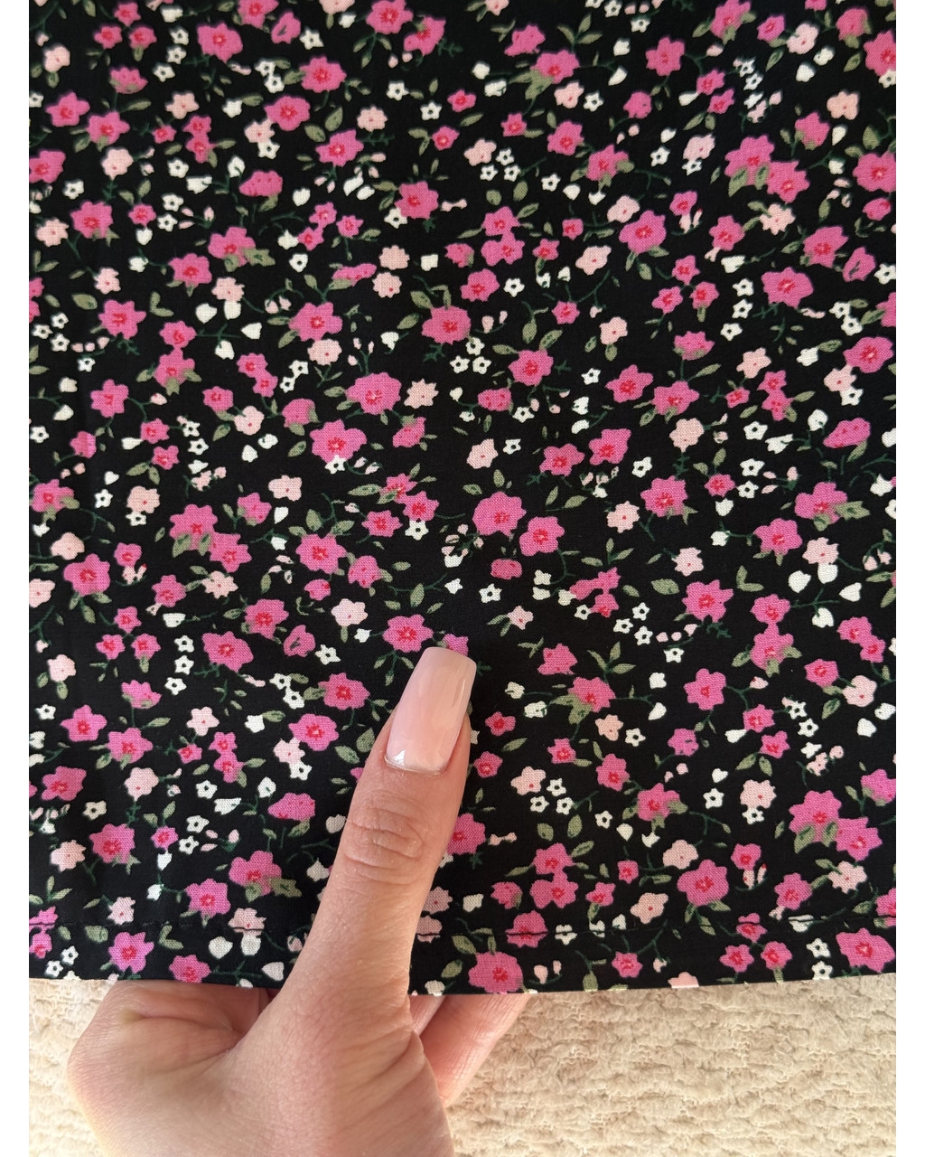 Летнее платье из штапеля в цветочек черная Kazerta 700001884