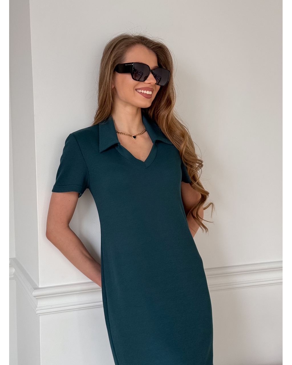 Довга сукня-поло в рубчик зелена Bergamo 700002245