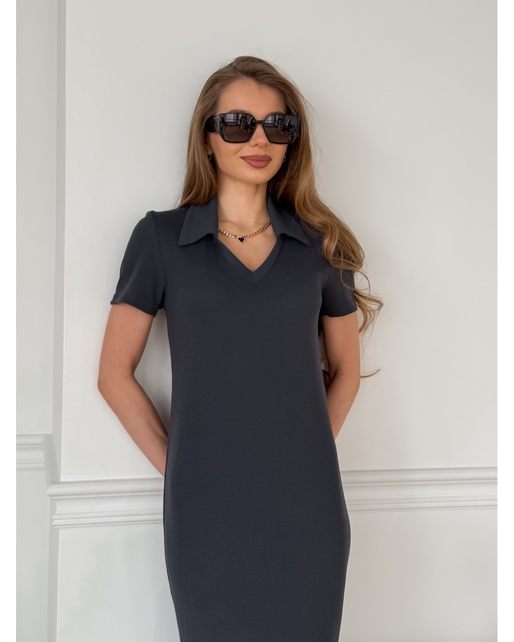 Длинное платье-поло в рубчик серая Bergamo 700002244