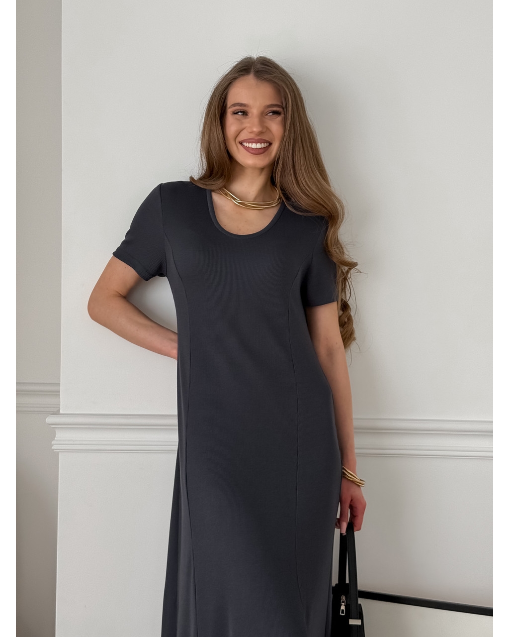 Довга сукня-футболка у рубчик сіра Merlini  Zara 700001844