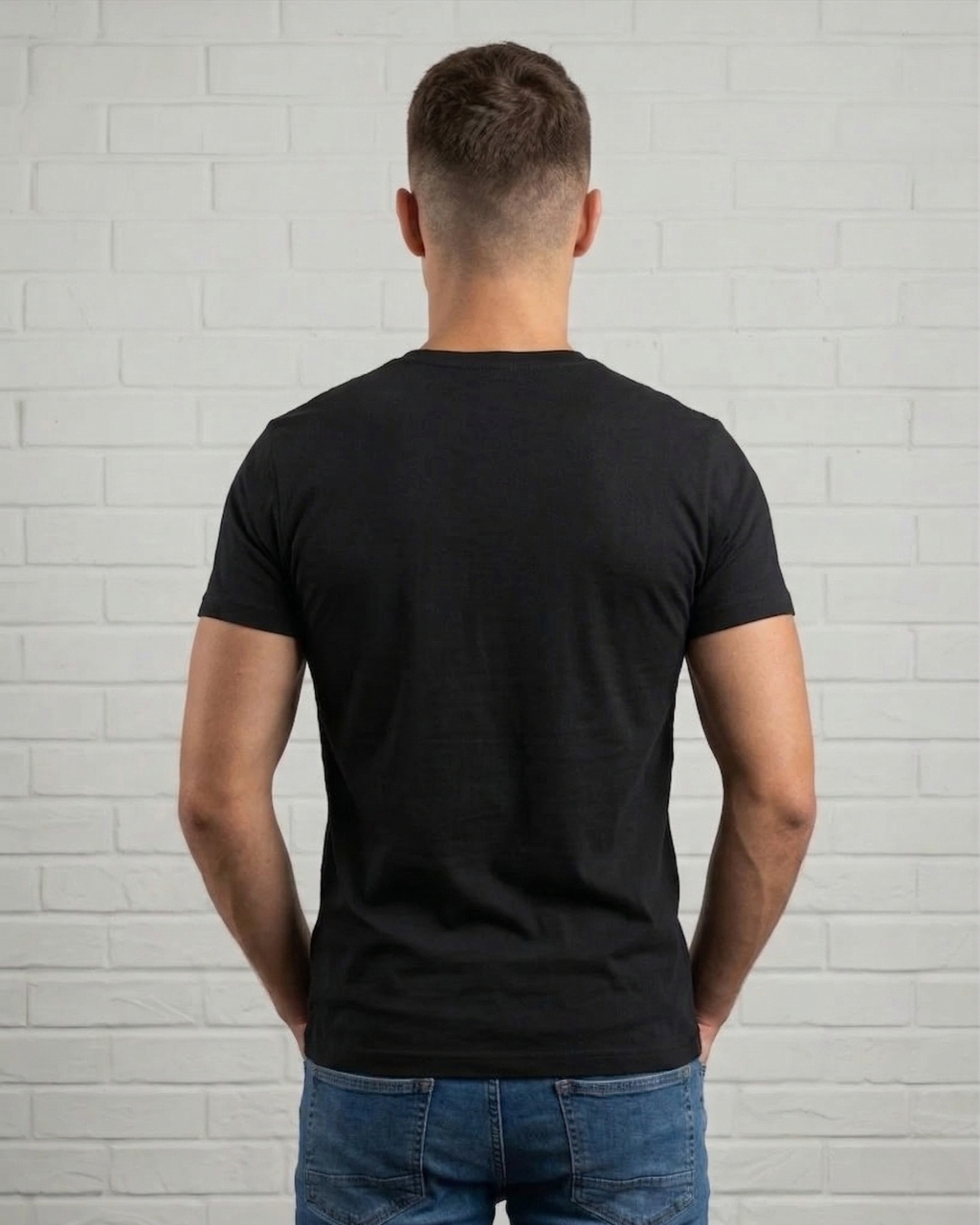 Мужская футболка с красным Гербом Mishe 11100099