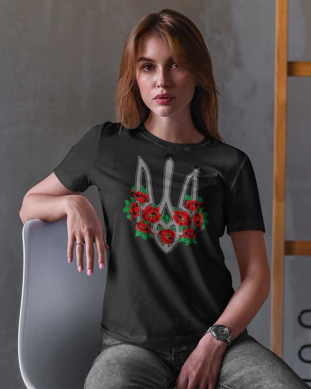 Жіноча футболка з Гербом і маками під вишивку Mishe 2110003-2