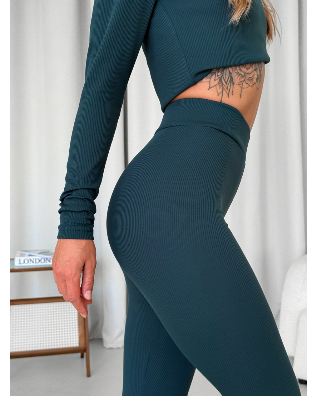 Безшовні теплі лосини на флісі зелені Merlini Вакка без швів