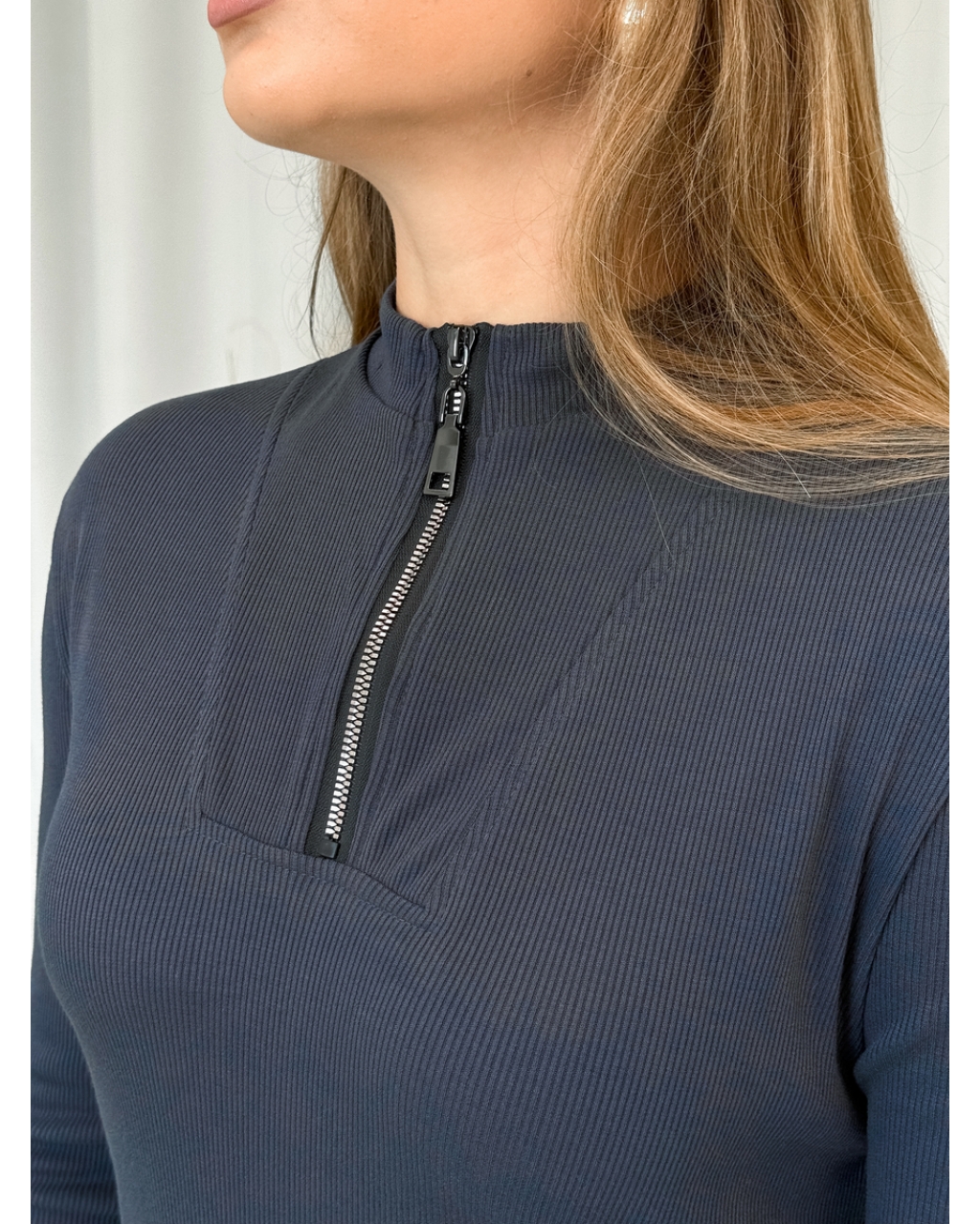 Довга сіра сукня в рубчик з довгим рукавом Merlini Венето 700001142