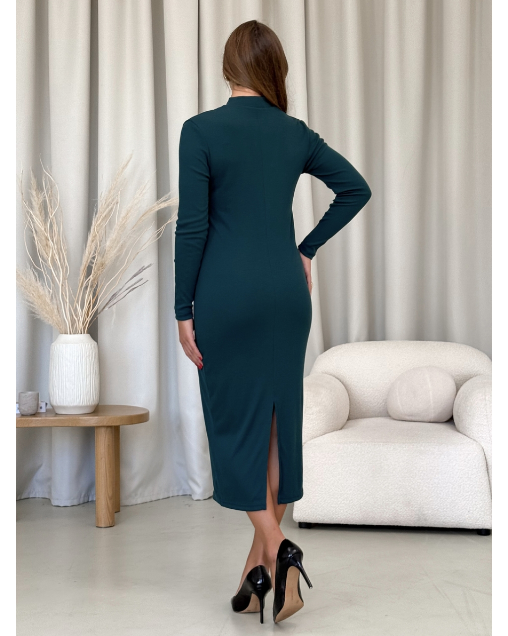 Длинное зеленое платье в рубчик с длинным рукавом Merlini Венето 700001143