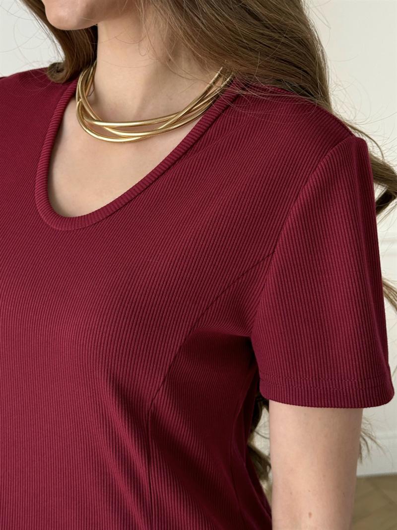 Длинное платье-футболка в рубчик бордовое Zara — детали и фактура